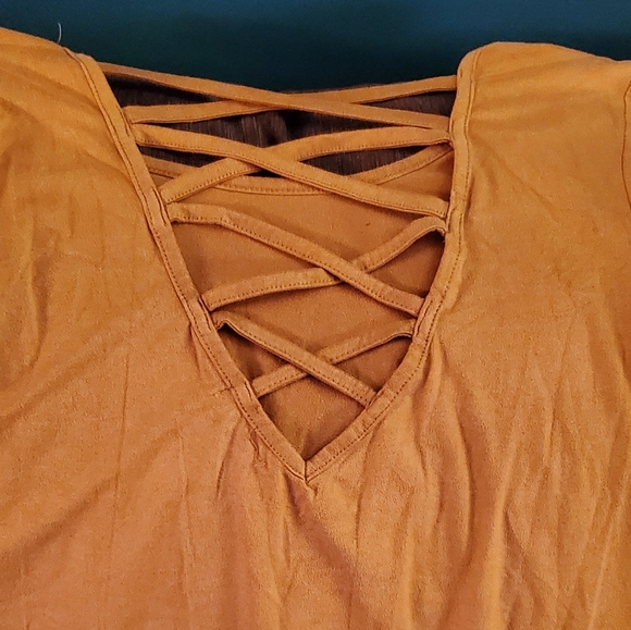 Boho criss-cross back - Picture 2 of 2